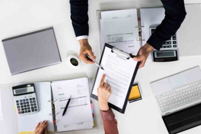 Cómo Conseguir un Contrato de Trabajo para Trabajar en Estados Unidos